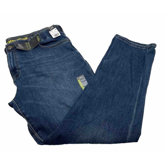 Lee Men's Extreme Motion Straight Fit Tapered Leg Jeans 40x32